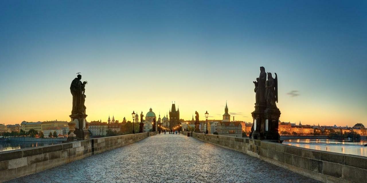 Nice And Refreshing Flat In Praha Bagian luar foto