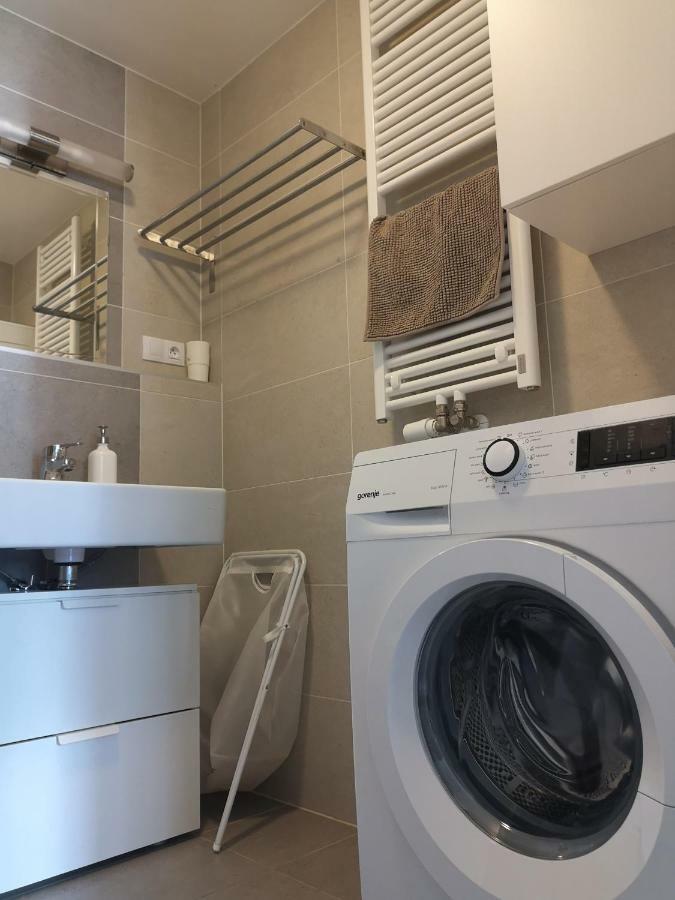 Nice And Refreshing Flat In Praha Bagian luar foto