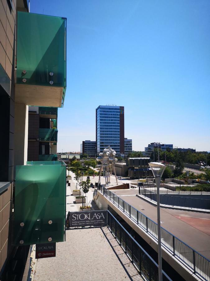 Nice And Refreshing Flat In Praha Bagian luar foto
